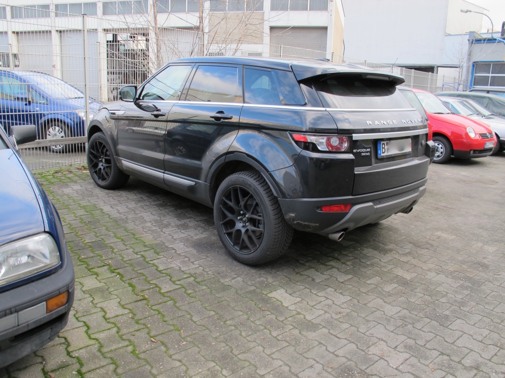 Range Rover Evoque in der Werkstatt Berlin